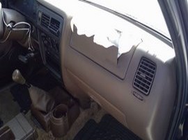 1999 TOYOTA TACOMA BLACK SR5 EXT CAB 2.4L MT 2WD  Z24851